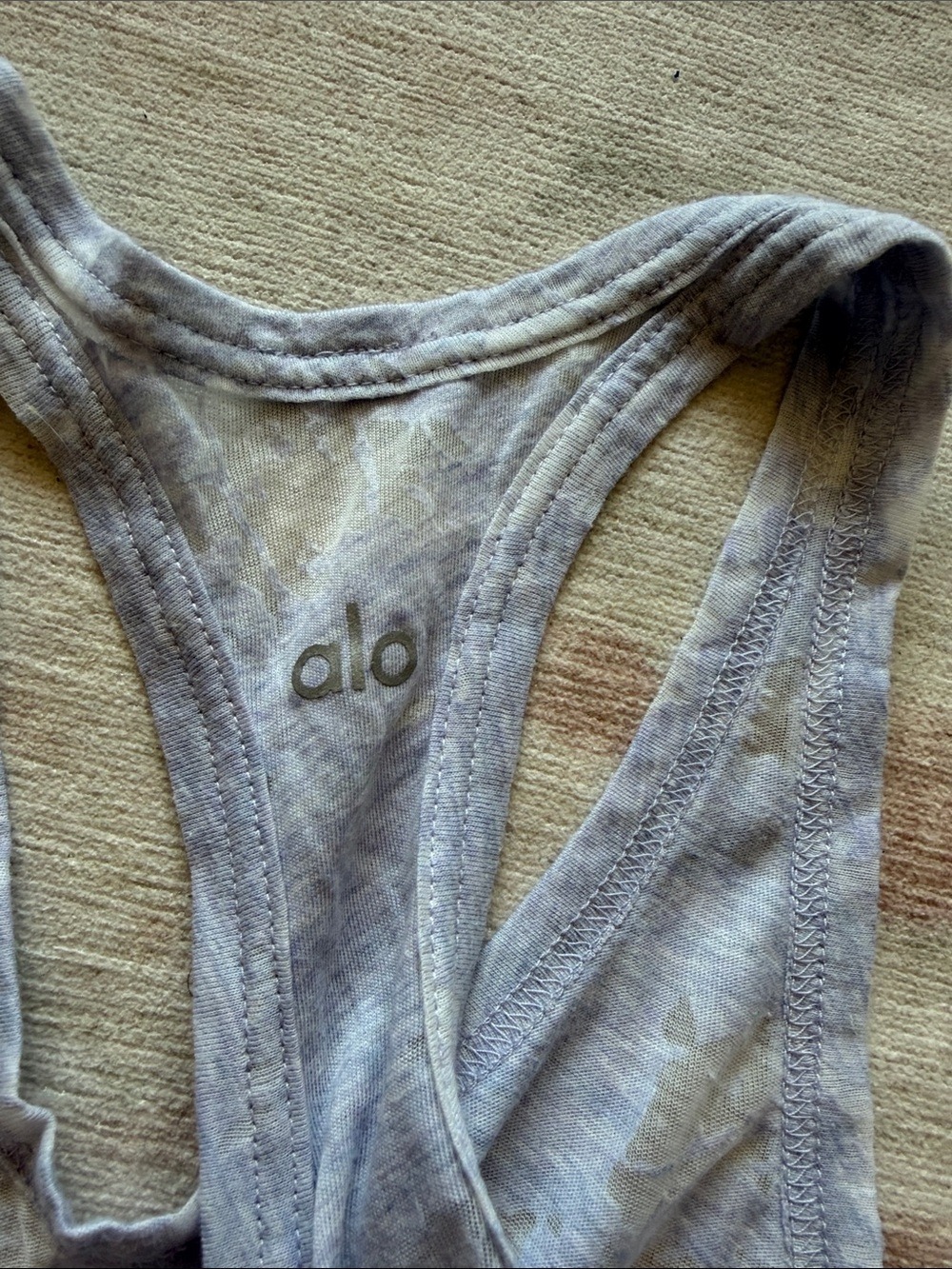 Alo Yoga Headstand Tank Lavender Small - Picture 5 of 6